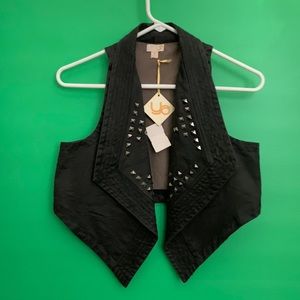Black vest with studs!